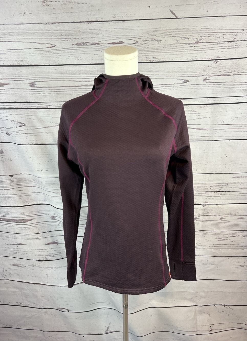 The North Face VaporWick Slim Fit Hooded Base Layer Top Women’s Medium Purple